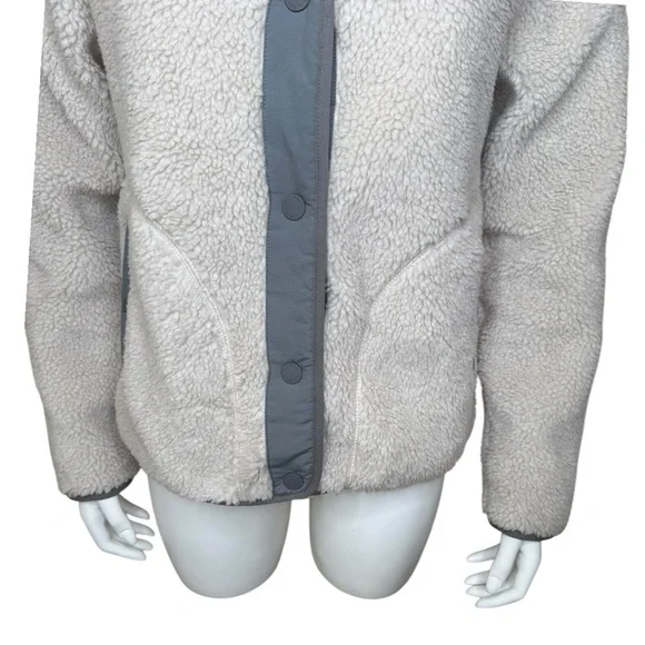 LL Bean Sherpa Fleece Jacket S Snap Front Pockets Lined Cream Gray - Picture 7 of 15